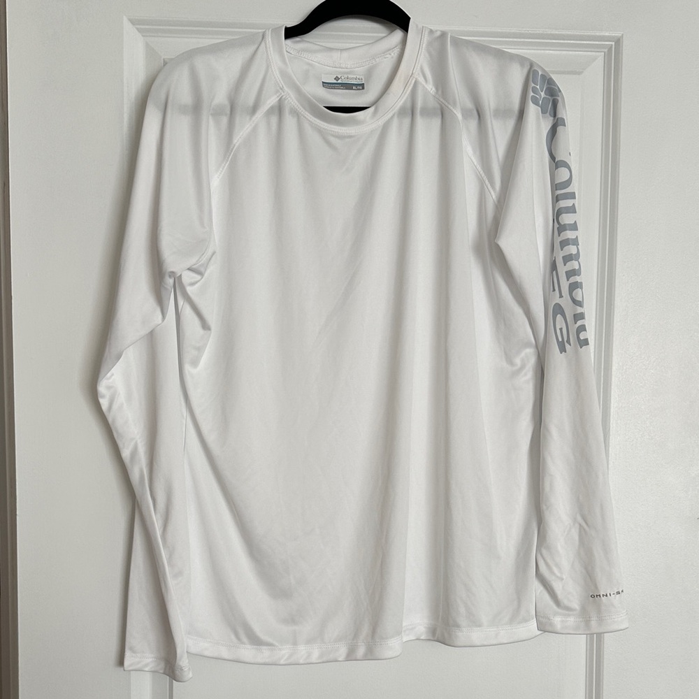 Columbia White Long-Sleeve Performance Tee with Gray Logo